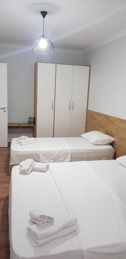Ersa'S Lovely Flat-2 Bedroom Tiranë Eksteriør bilde